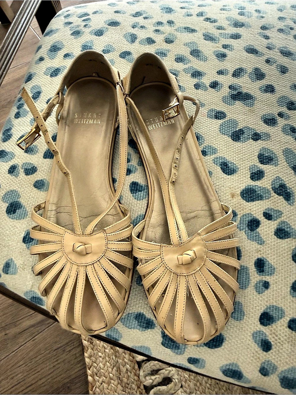 Vintage Stuart Weitzman Strappy Sandal in Beige US 6.5 1980’s - 1990’s